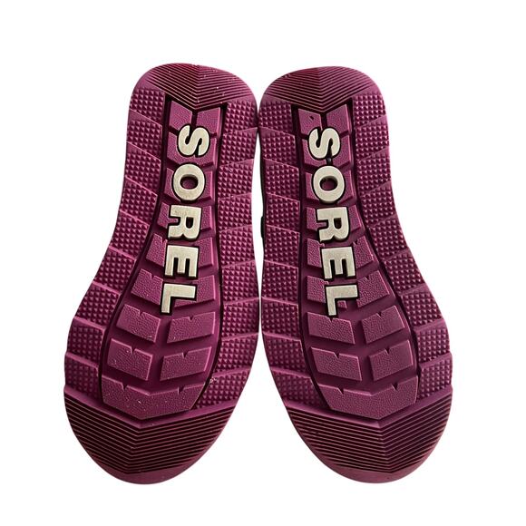 Sorel Kids Whitney II Puffy Mid Boots, Size 11,  Grey/Pink Water Proof - Picture 4 of 11